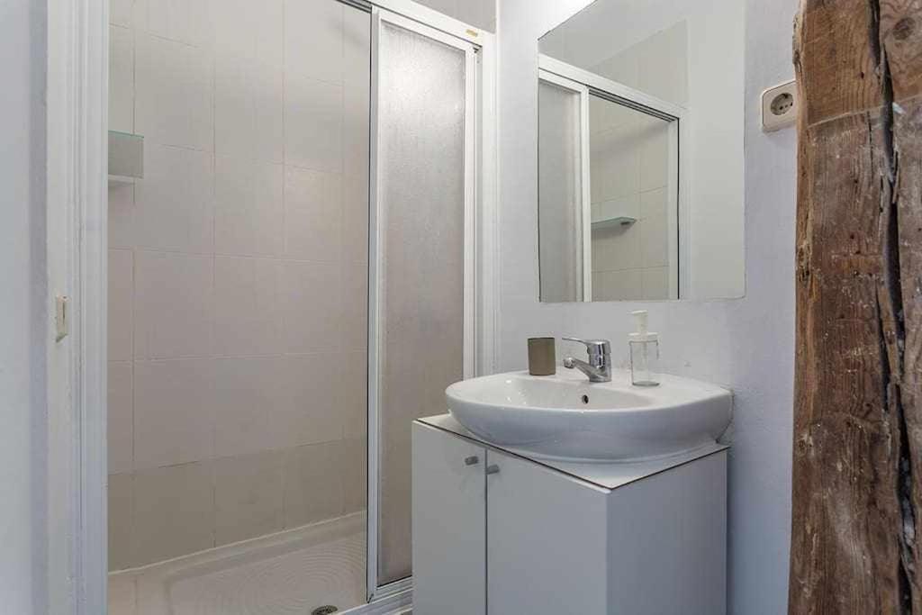 Apartamento Confortable En Atocha Apartamento *